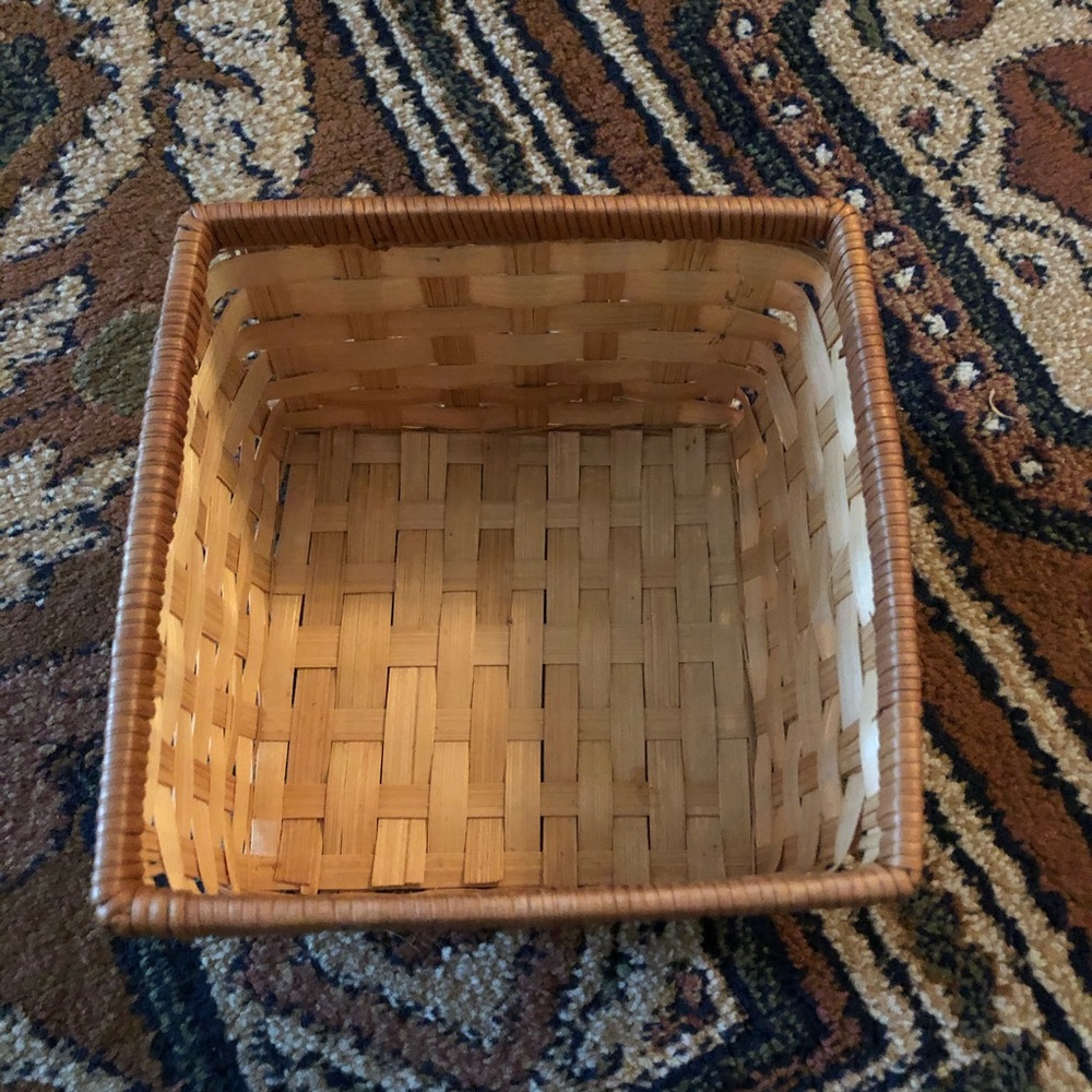 Small basket